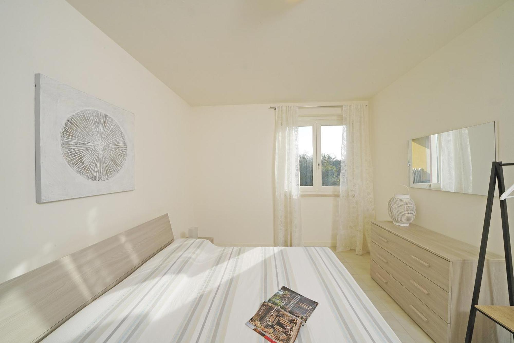 Le Corti Caterina Apartments With Pool By Wonderful Italy เดเซนซาโนเดลการ์ดา ภายนอก รูปภาพ