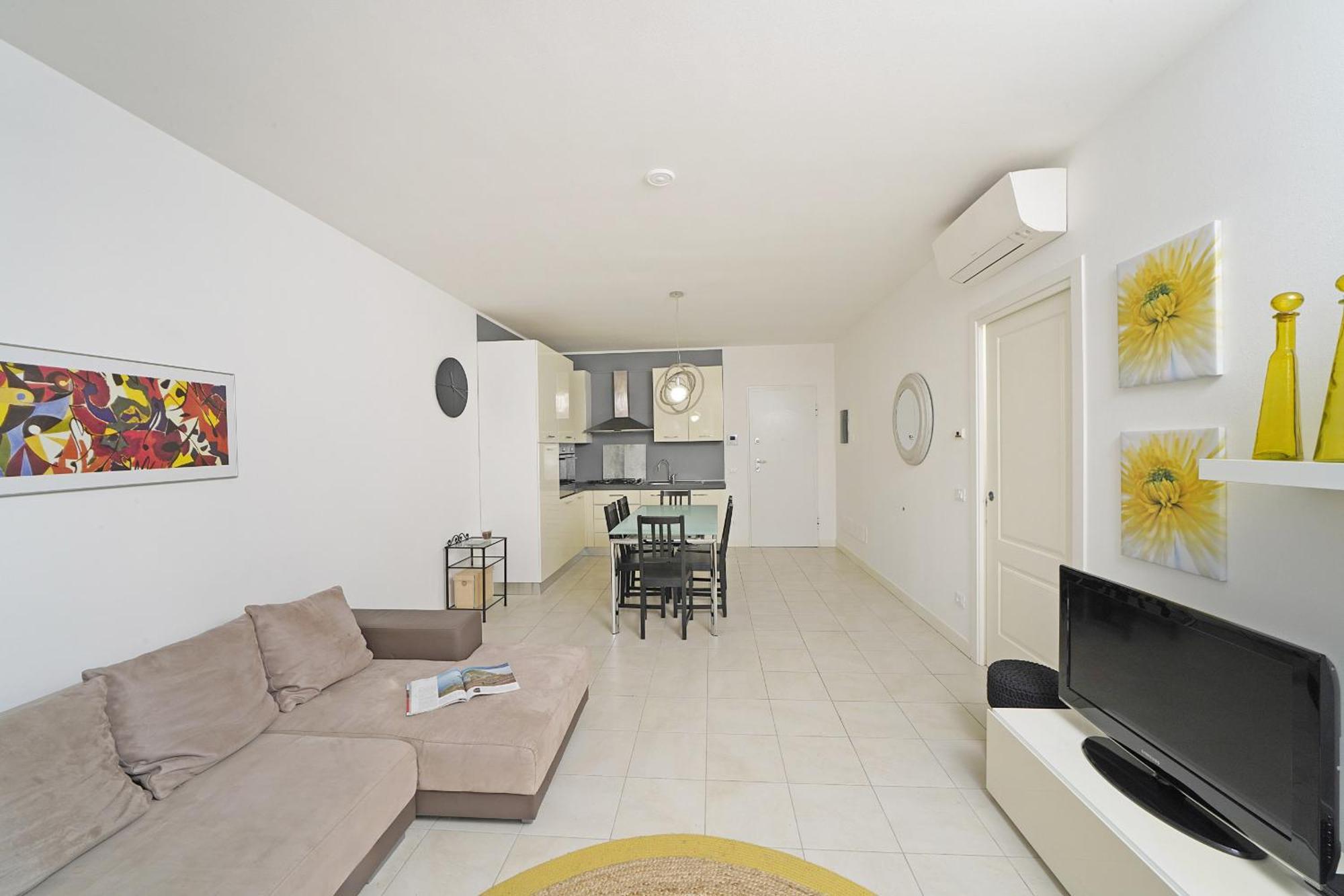 Le Corti Caterina Apartments With Pool By Wonderful Italy เดเซนซาโนเดลการ์ดา ภายนอก รูปภาพ